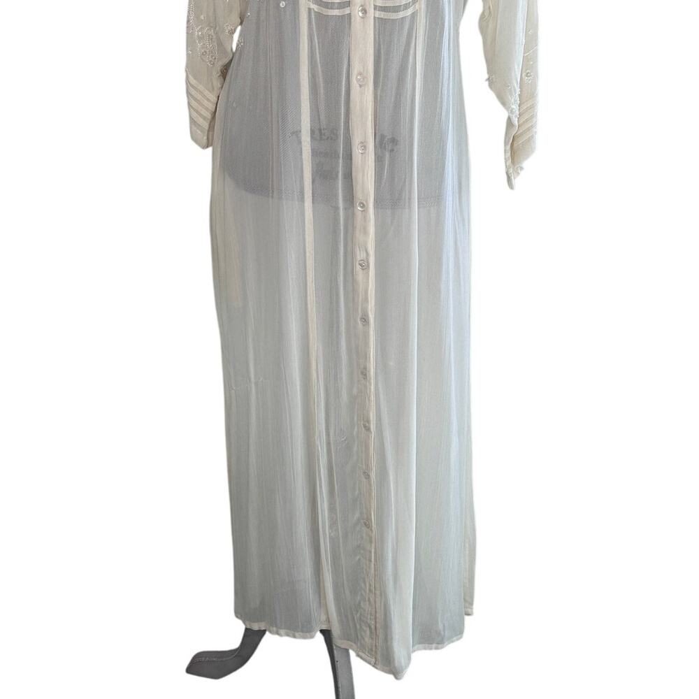 April Cornell Sheer cream robe sequin floral details size medium - Picture 8 of 12